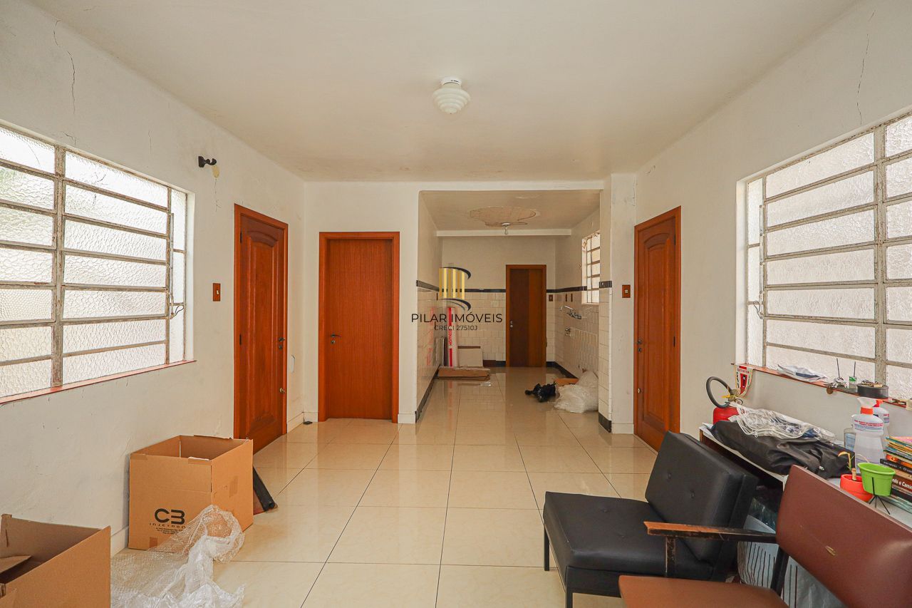 Casa à venda, 3 dormitórios, 316m², 4 vagas de garagem,  Bairro São Geraldo