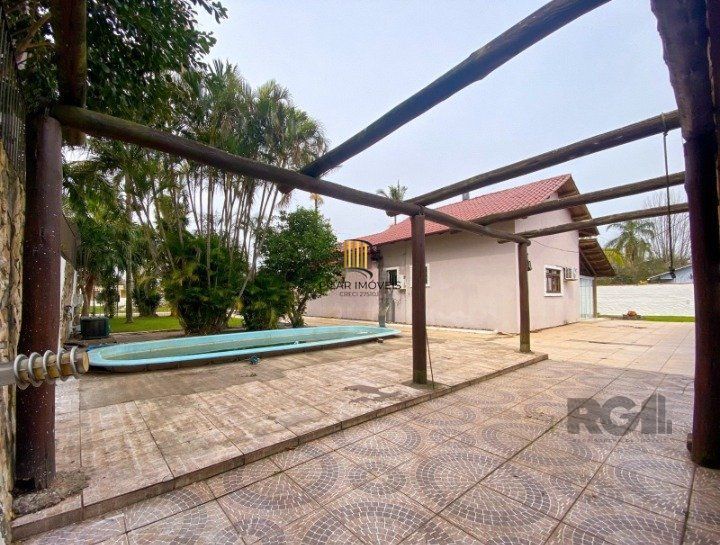 Casa de 4 dormitórios com piscina em Eldorado do Sul