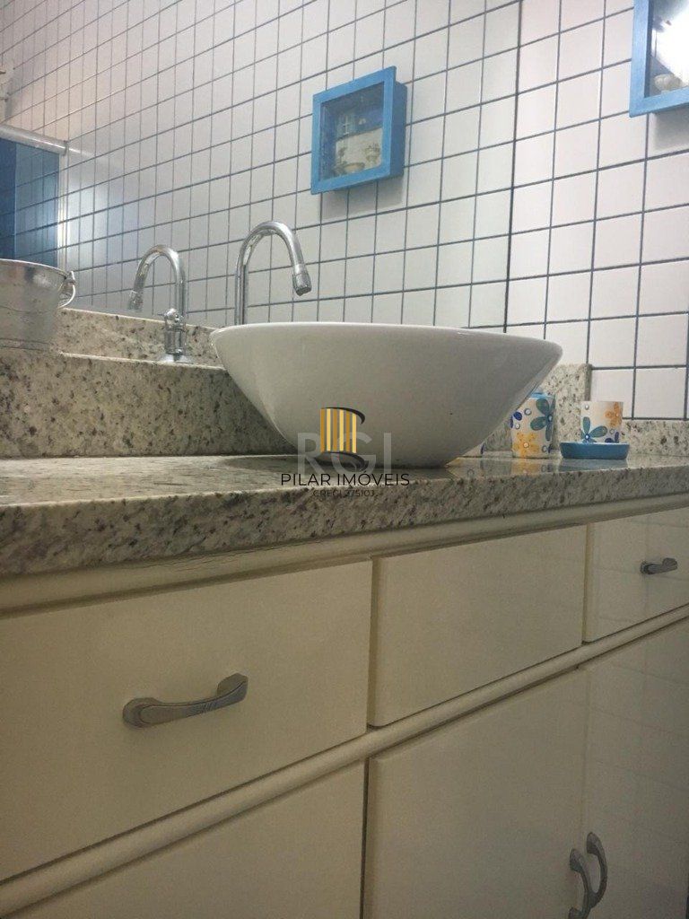 Casa para Venda - 248m², 5 dormitórios, sendo 1 suites, 3 vagas - Sarandi