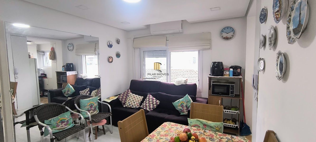 Apartamento, 1 Dormitório, com garagem, Bairro Menino Deus