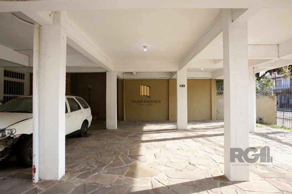 Cobertura para Venda - 115m², 2 dormitórios, 2 vagas - Nonoai