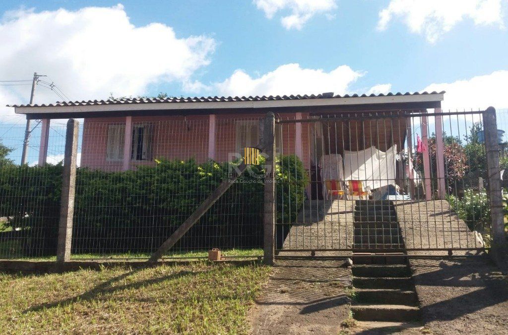 Casa para Venda - 70m², 2 dormitórios, 1 vaga - Santo Antonio