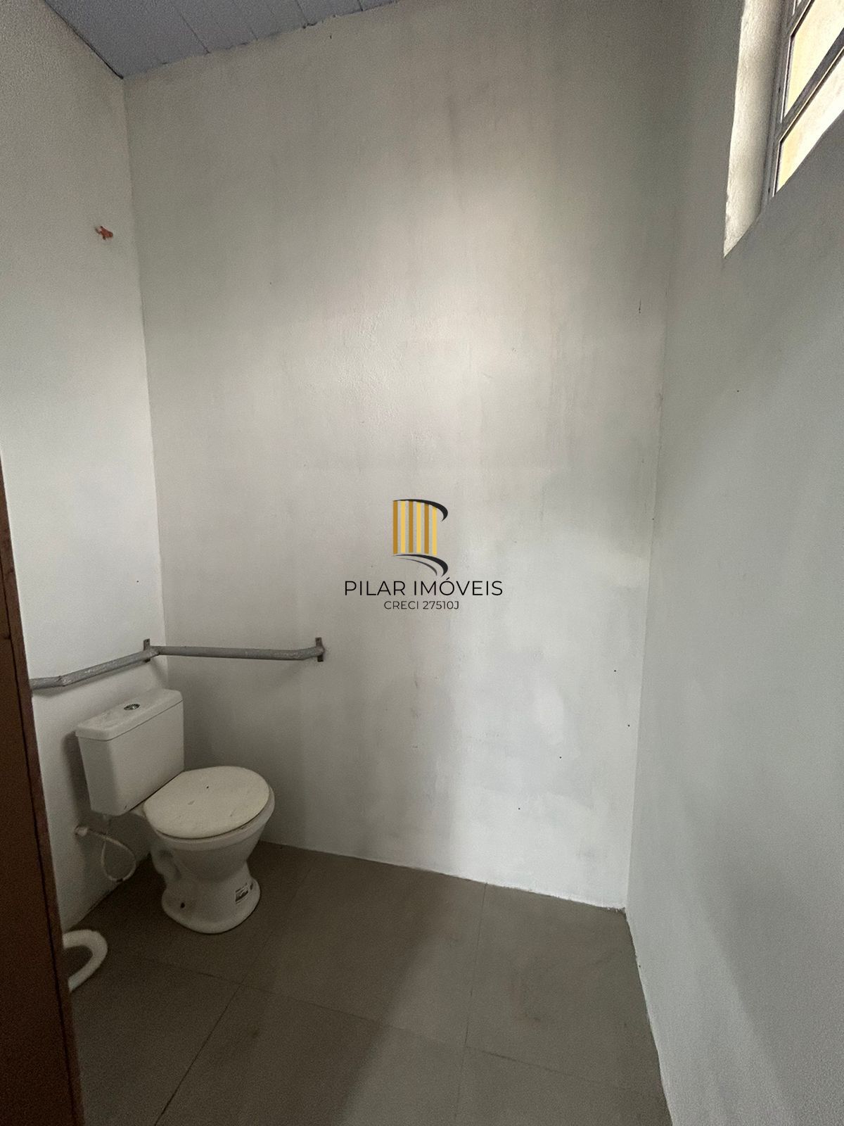 Loja com 232 m2 no bairro olaria em Canoas RS