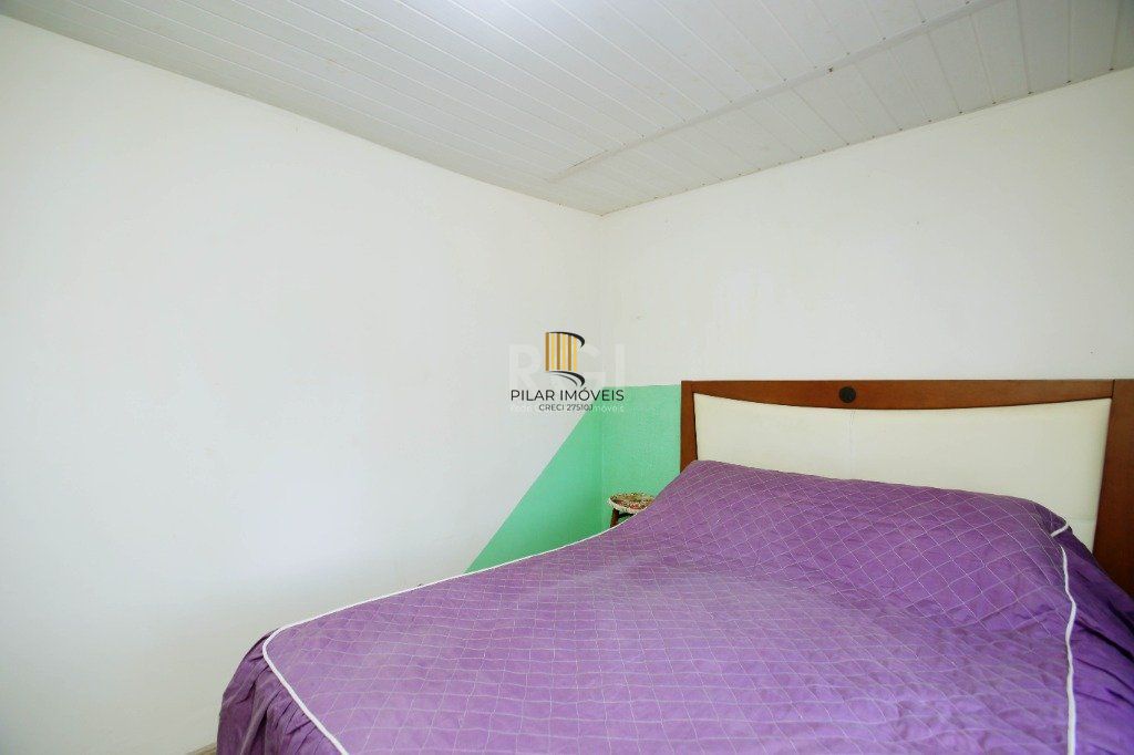 Casa para Venda - 350m², 3 dormitórios, 3 vagas - Passo da Areia