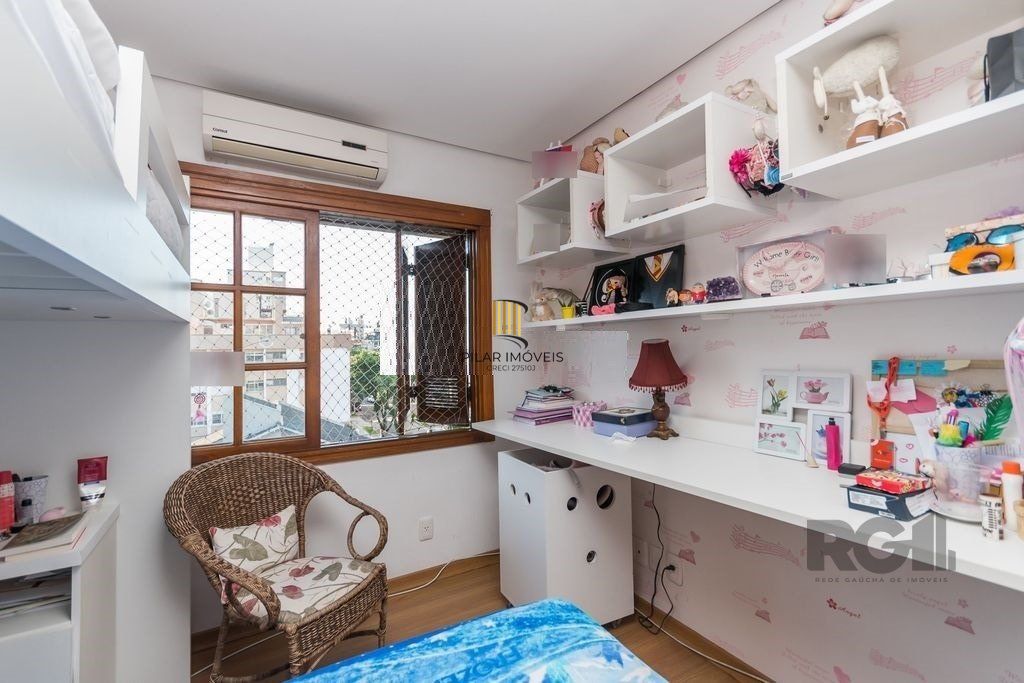 Cobertura 2 dormitórios com 2 vagas no bairro Petrópolis