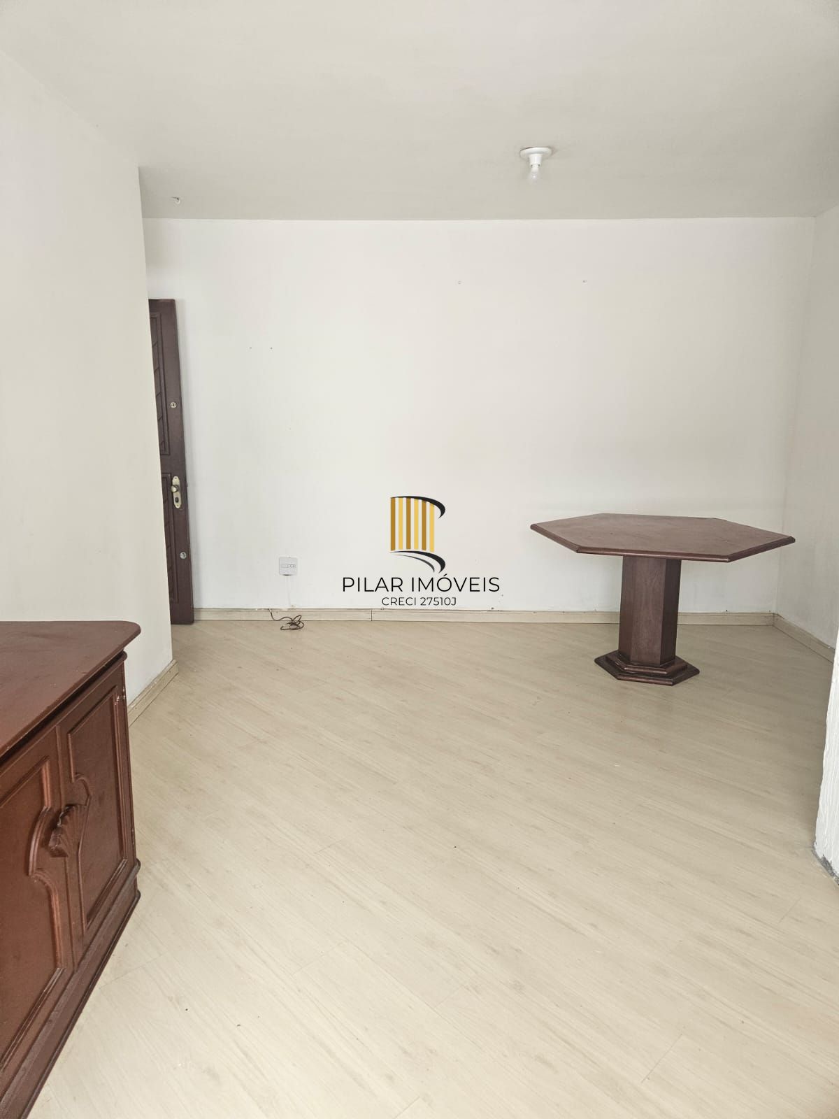 Apartamento 02 dormitorios com vaga