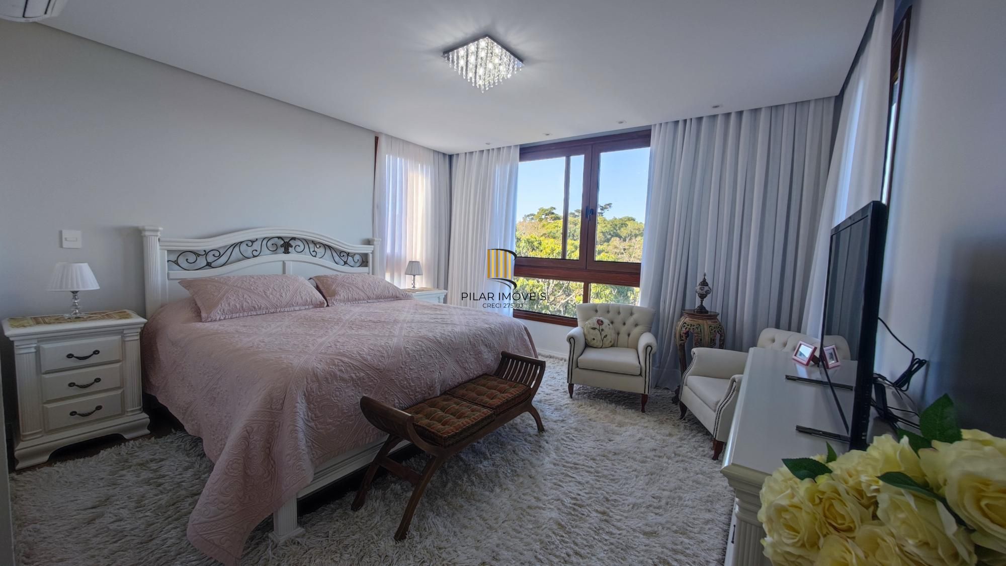 Apartamento 3 dormitórios no bairro Centro