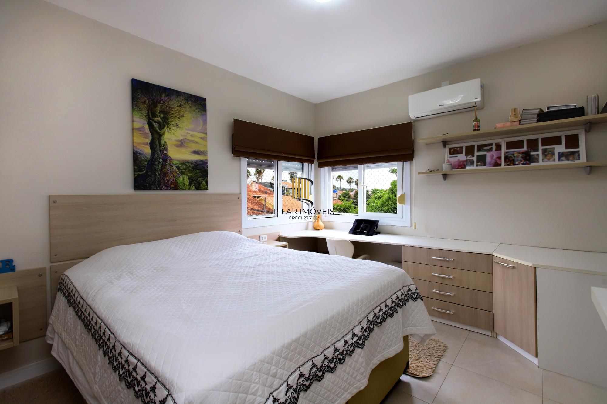 Casa em Condominio Fechado em Porto Alegre