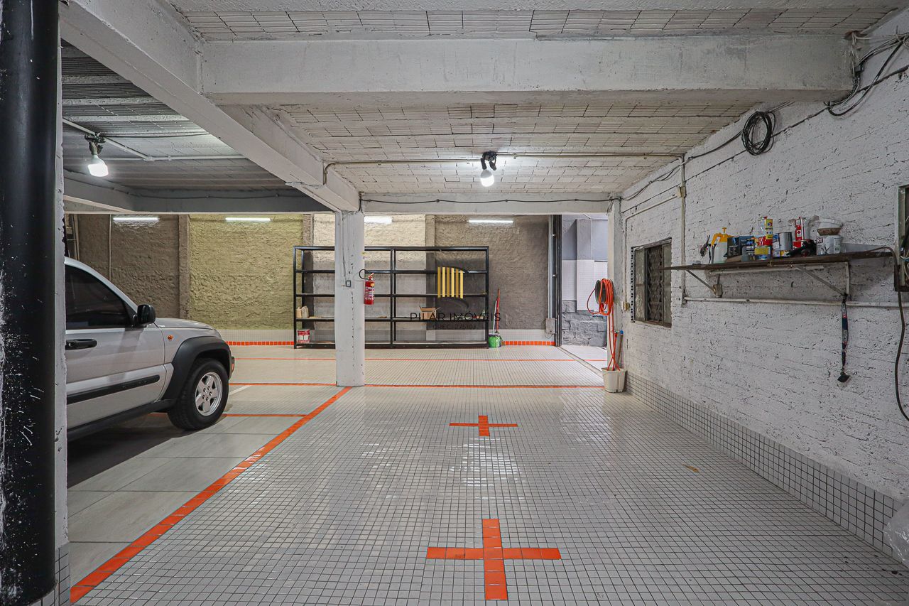 Pavilhao Comercial, Locação / Venda, 596 m², Bairro Partenon, Porto Alegre