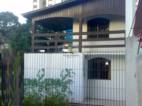 Casa para Venda - 162m², 3 dormitórios, sendo 1 suites, 3 vagas - Agronomia