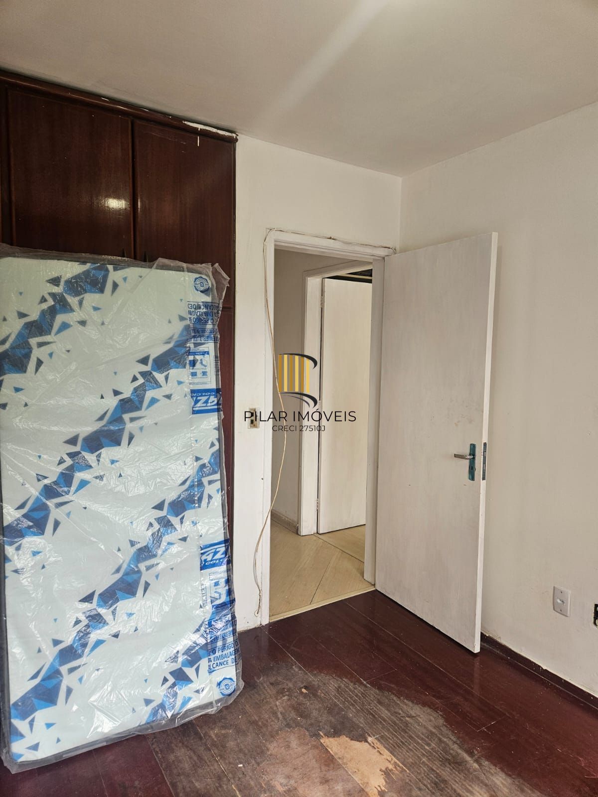 Apartamento 02 dormitorios com vaga