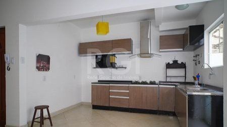 Apartamento para Venda - 77m², 2 dormitórios, Passo da Areia
