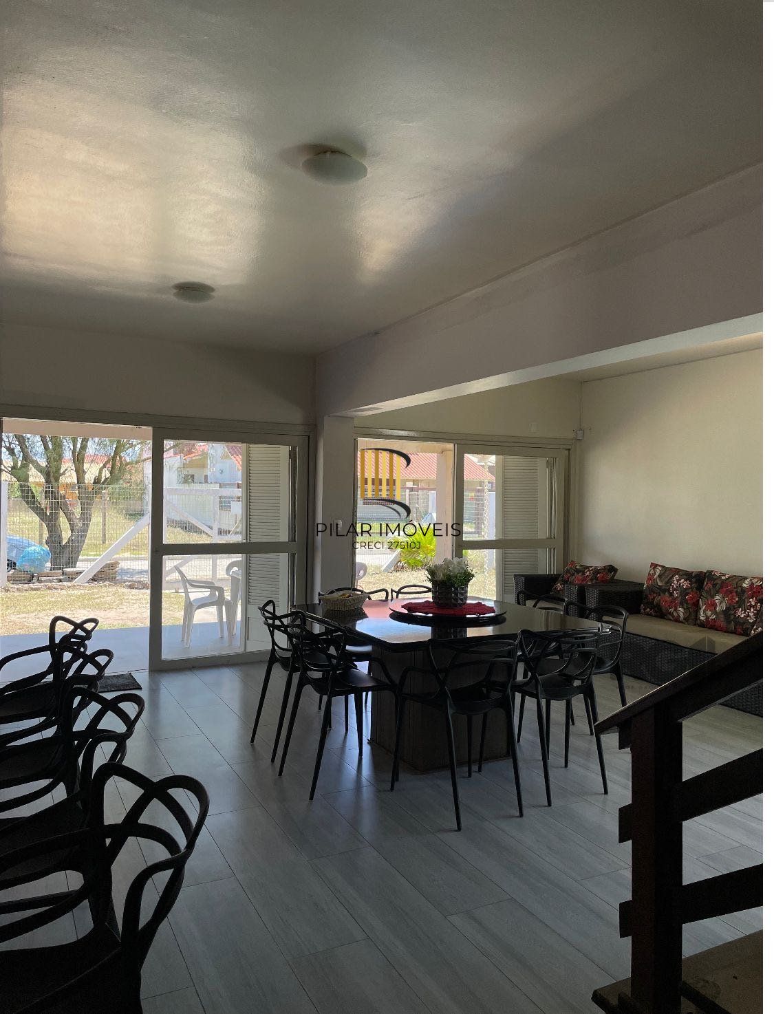 Casa com 6 dormitórios para comprar , 333 m² por R$ 852.000,00 - Centro - Imbé/RS