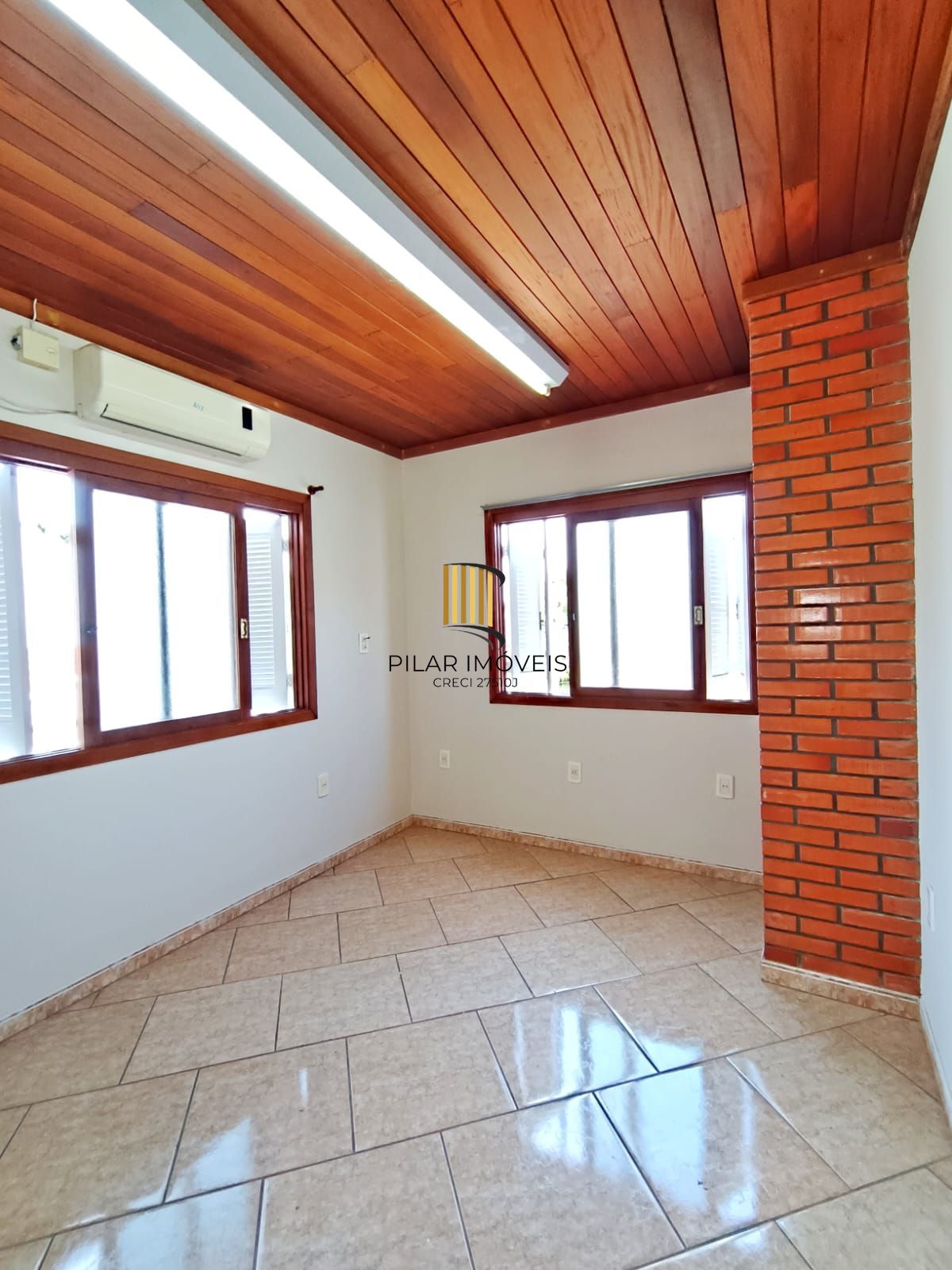 Casa à venda no Jardim Sabará – Rua Cristo Rei, 20 – Porto Alegre