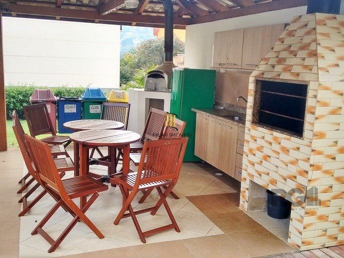Apartamento 2 dormitórios no bairro Glória