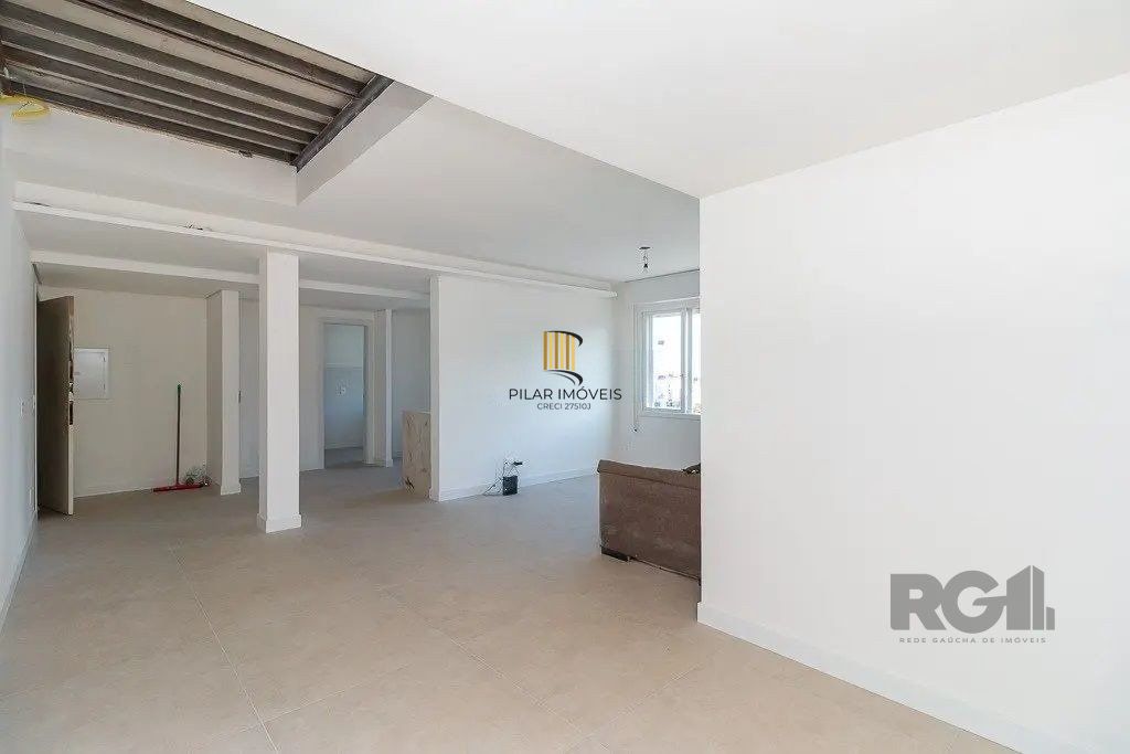 Cobertura com 4 quartos e 197m² à venda em Petrópolis, Porto Alegre.