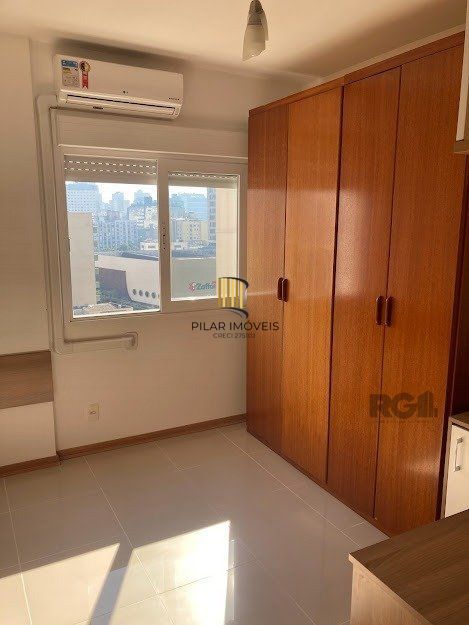 Apartamento 2 dormitórios com suíte para venda no SPOT Cidade Baixa em Porto Alegre.