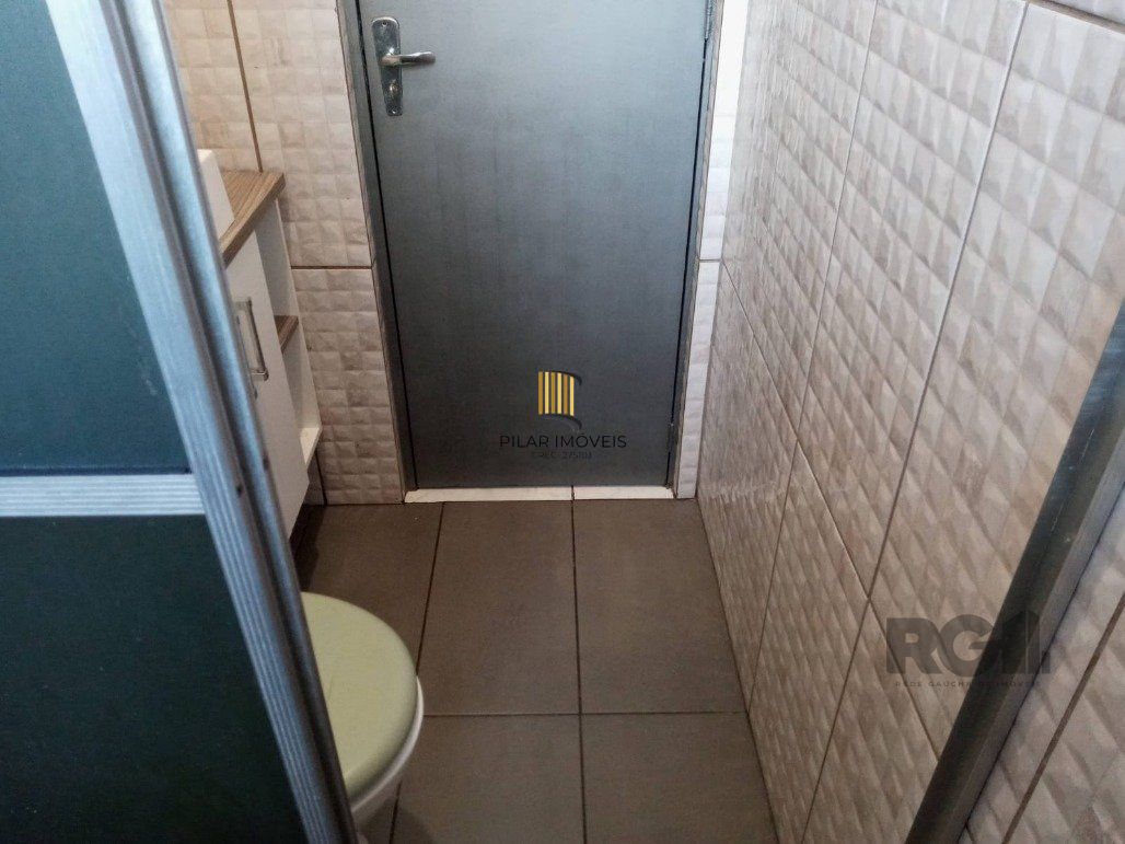 Apartamento 2 dormitórios no bairro Rubem Berta