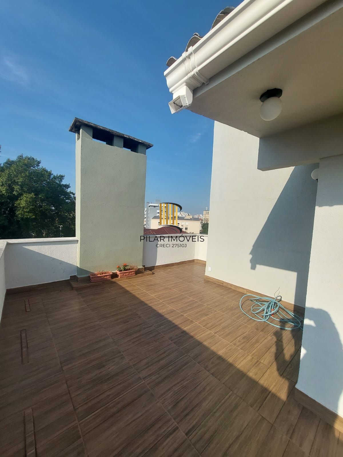 Cobertura reformada no Bairro Jardim Lindóia