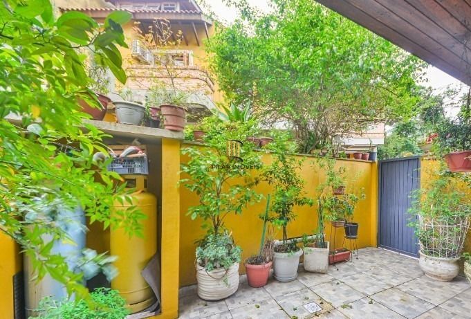 Casa 3 dormitórios no bairro Jardim Isabel