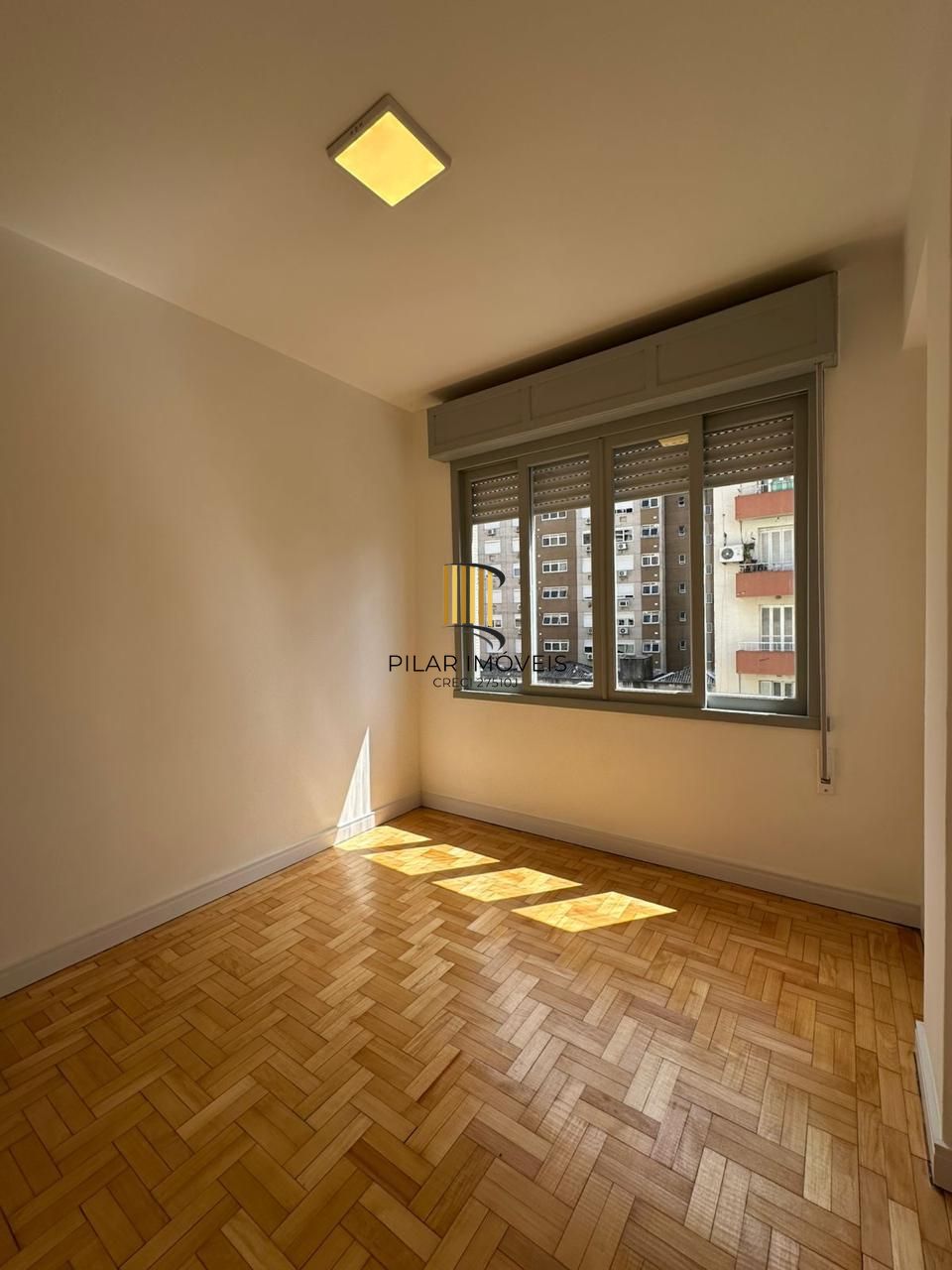 Apartamento Reformado por Arquiteta | 2 Dormitórios | 59,84m² | Cidade Baixa