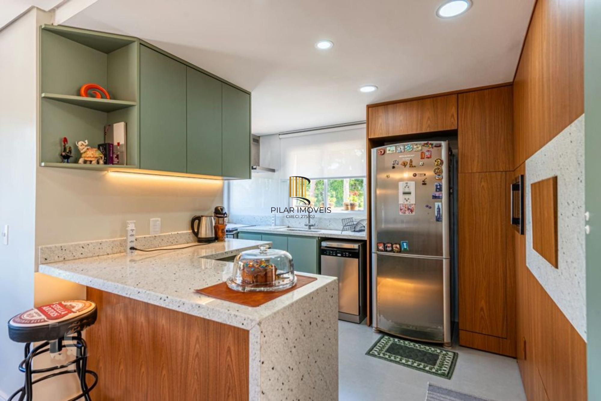 Casa de Esquina exclusiva em condominio fechado!!!