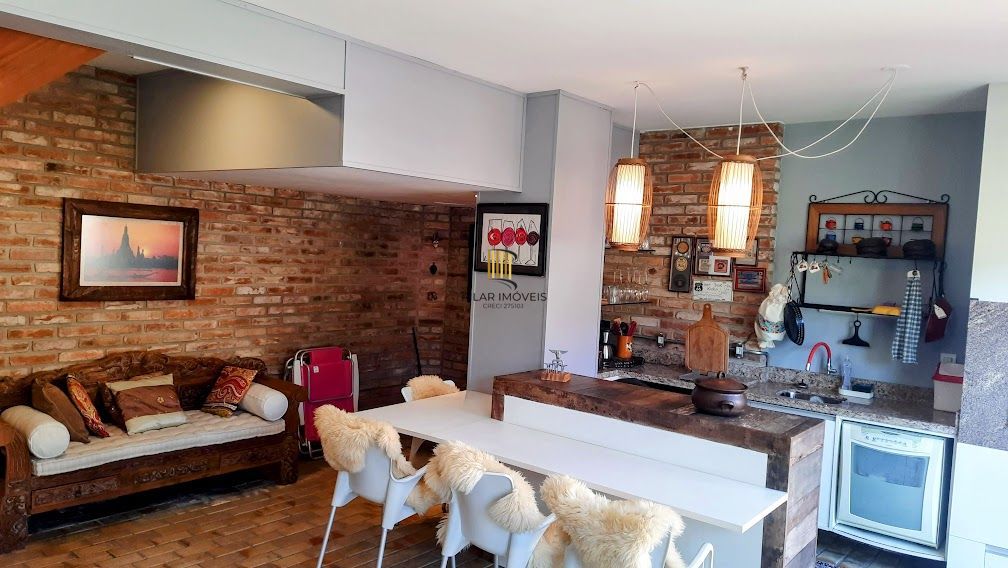 Casa de Condomínio 3 dormitórios no bairro Sétimo Céu