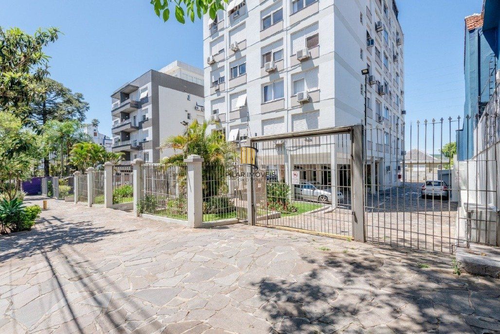 Cobertura com 4 quartos e 197m² à venda em Petrópolis, Porto Alegre.