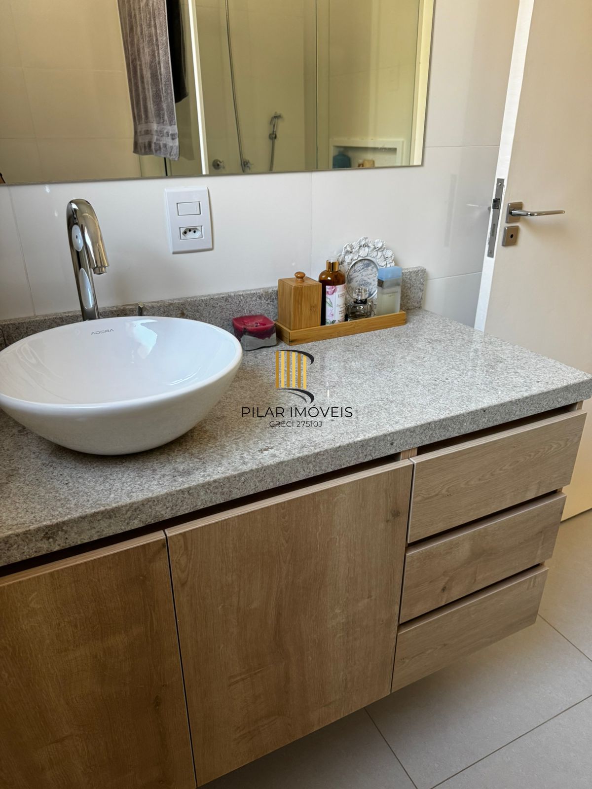 Apartamento à venda com 68m², 2 dormitorios no Petropolis