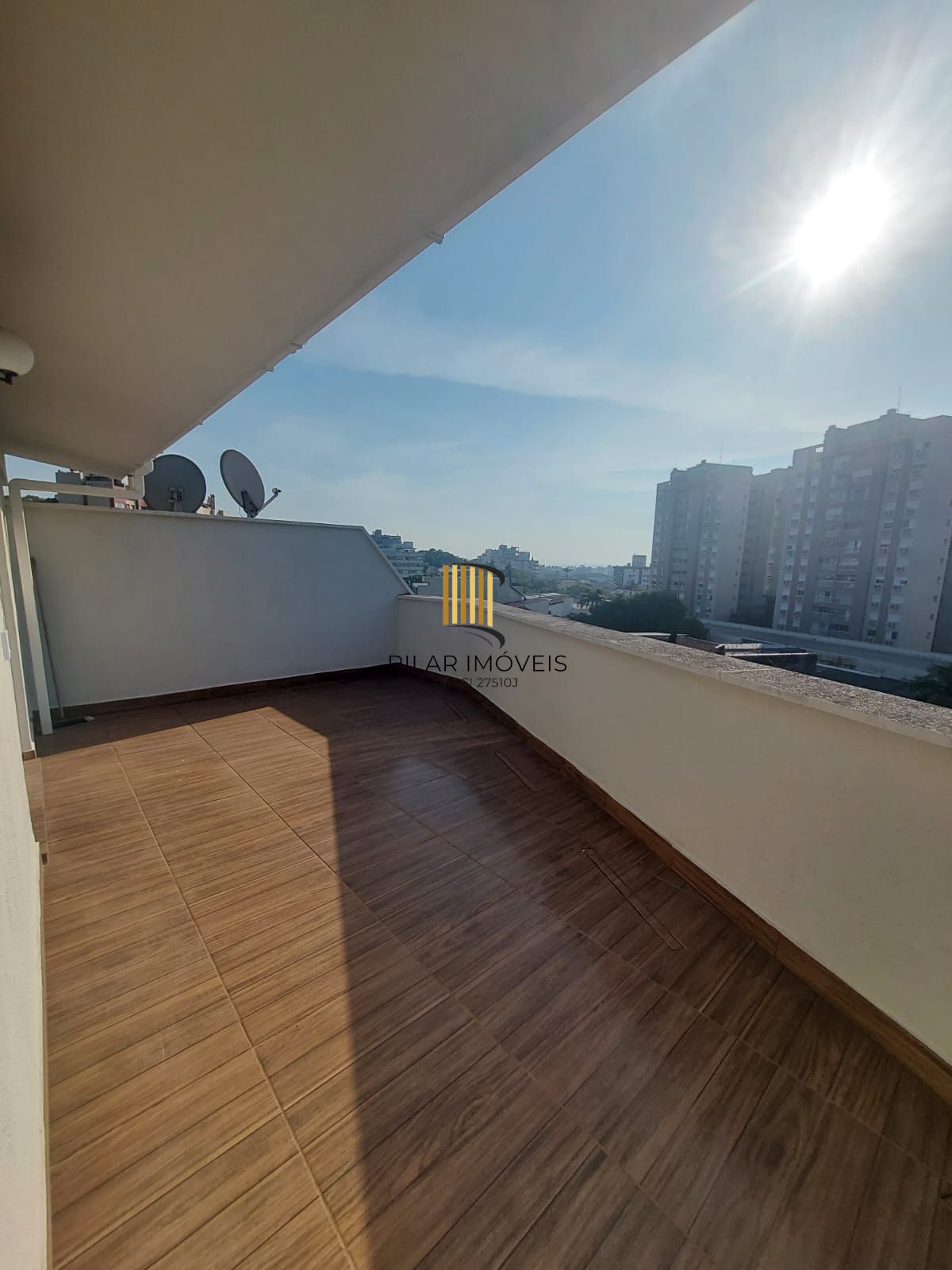 Cobertura reformada no Bairro Jardim Lindóia