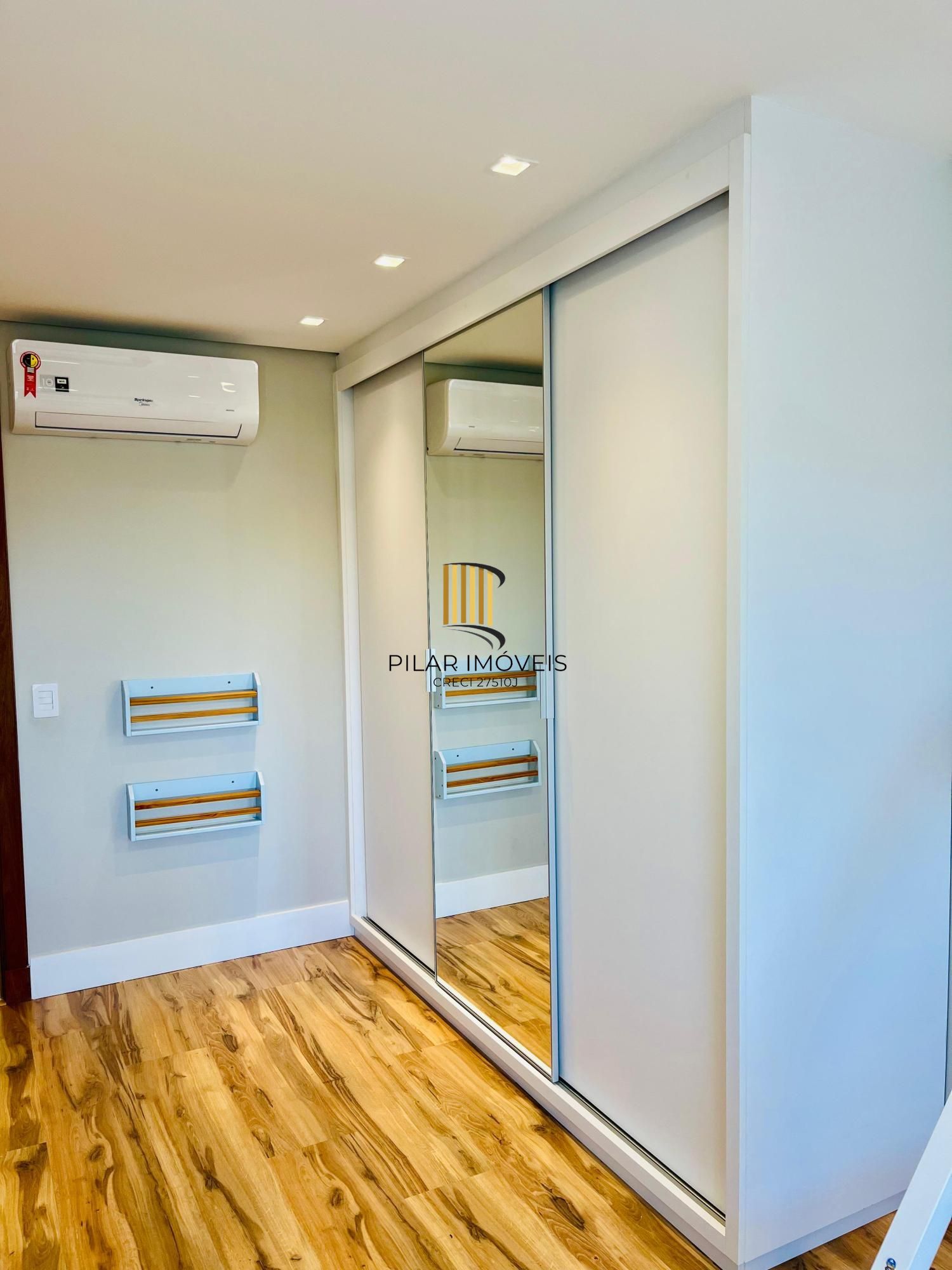 Apartamento de 145m² com projeto de arquiteta e 3 dormitórios no bairro Tristeza