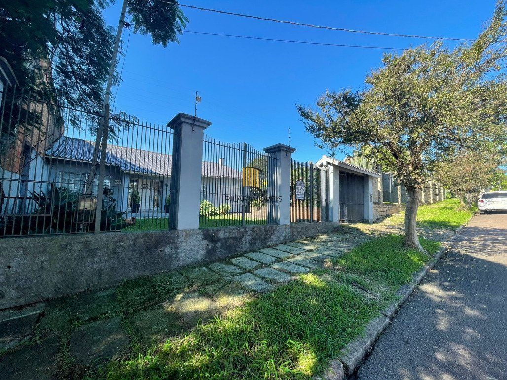 Casa 3 dormitórios no bairro Medianeira - Pilar Imóveis
