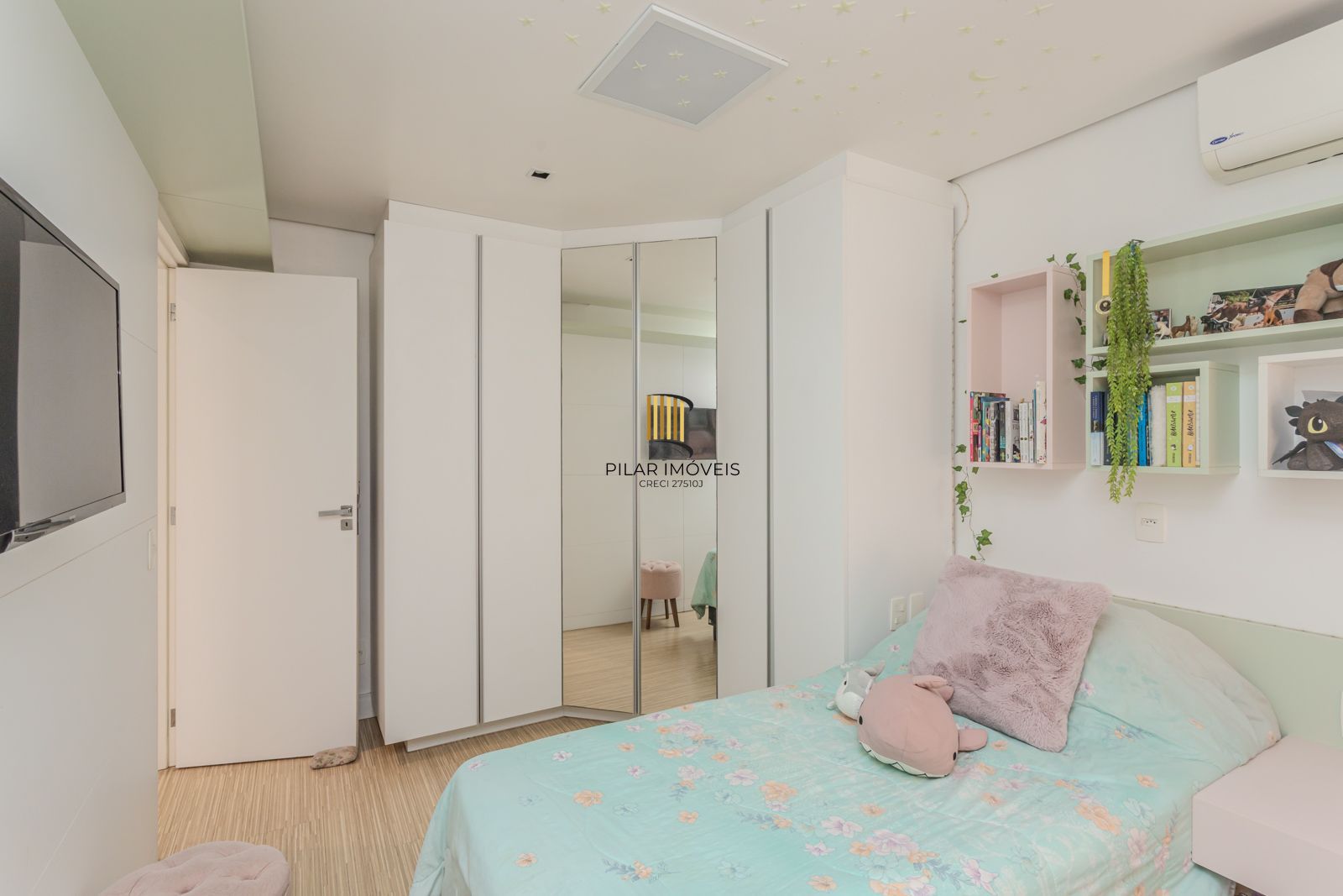 Casa com 3 suítes, Jacuzzi e vista panorâmica para o Guaíba