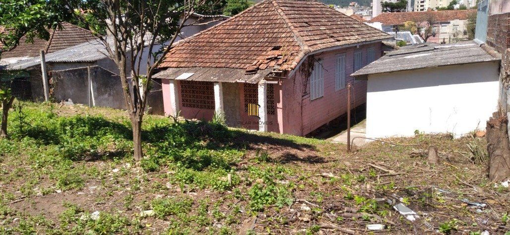 Casa 2 dormitórios no bairro Medianeira