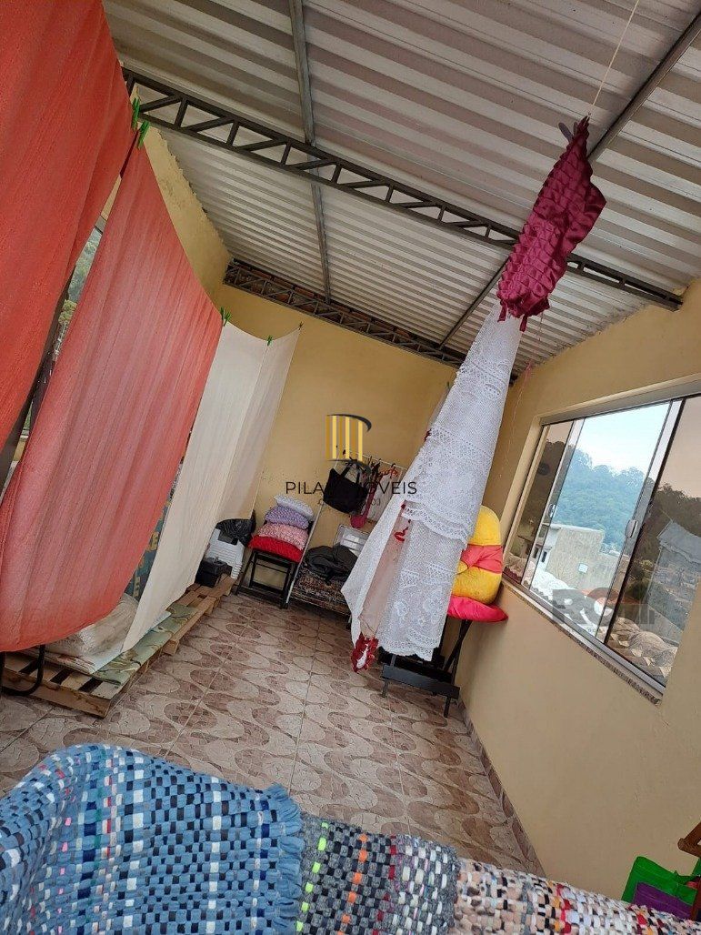 Casa 5 Dormitório(s) Bairro Santa Isabel