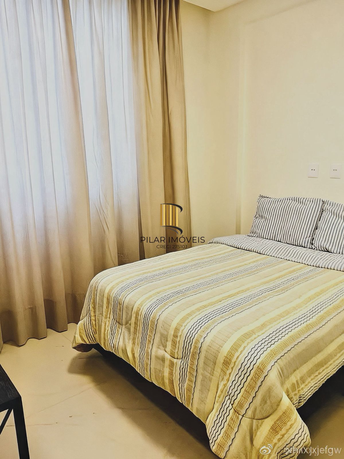 LUXO NA QUADRA DO MAR EM MEIA PRAIA ITAPEMA: 127m² MOBILIADO COM 3 SUÍTES E 3 VAGAS