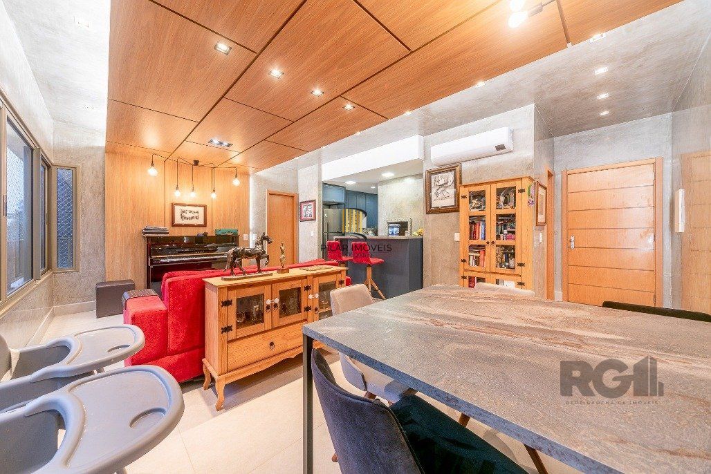 Apartamento 3 dormitórios no bairro Cavalhada