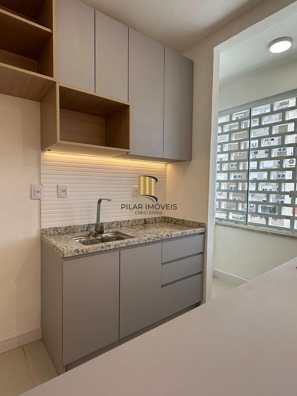 Apartamento Reformado por Arquiteta | 2 Dormitórios | 59,84m² | Cidade Baixa