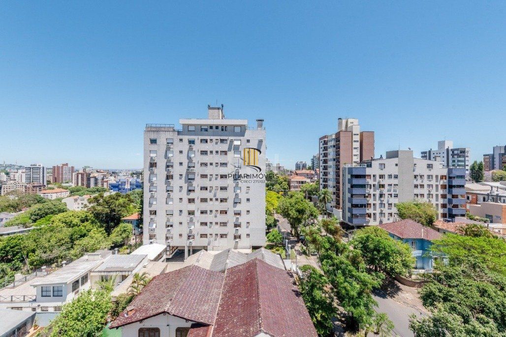 Cobertura com 4 quartos e 197m² à venda em Petrópolis, Porto Alegre.