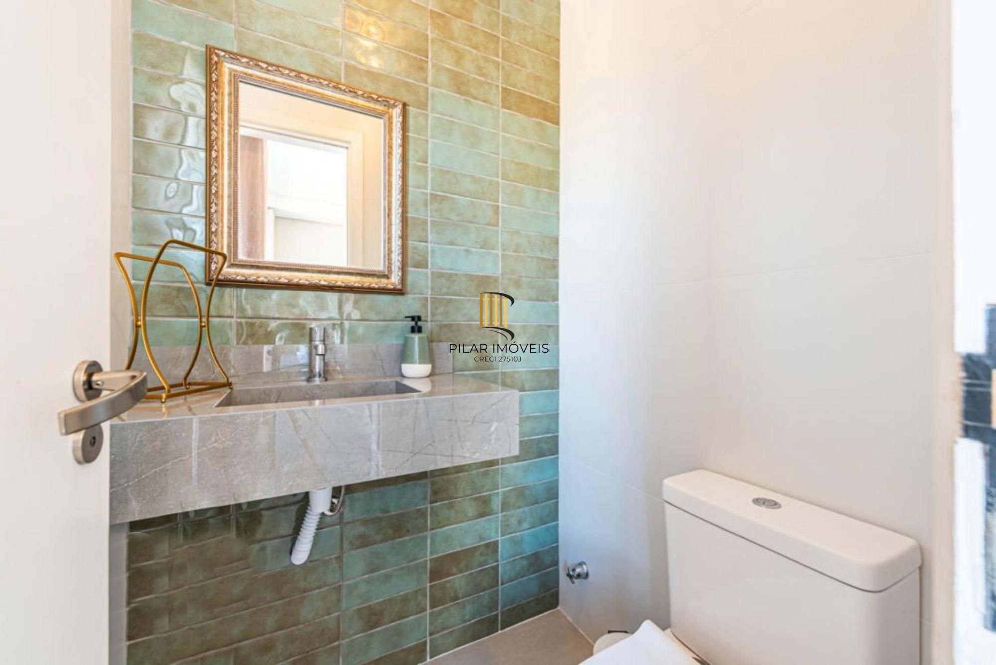 Casa de Esquina exclusiva em condominio fechado!!!