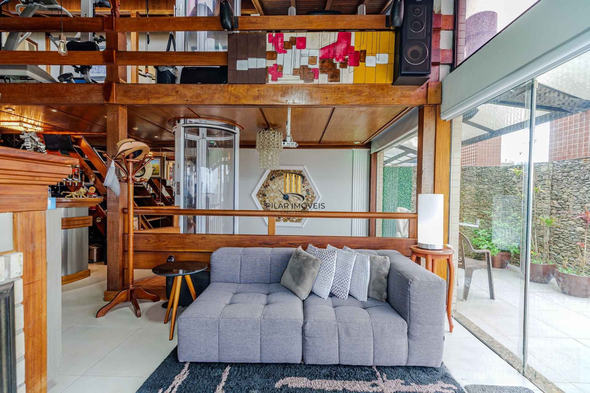 3 pavimentos com elevador eletronico e 2 vagas cobertas