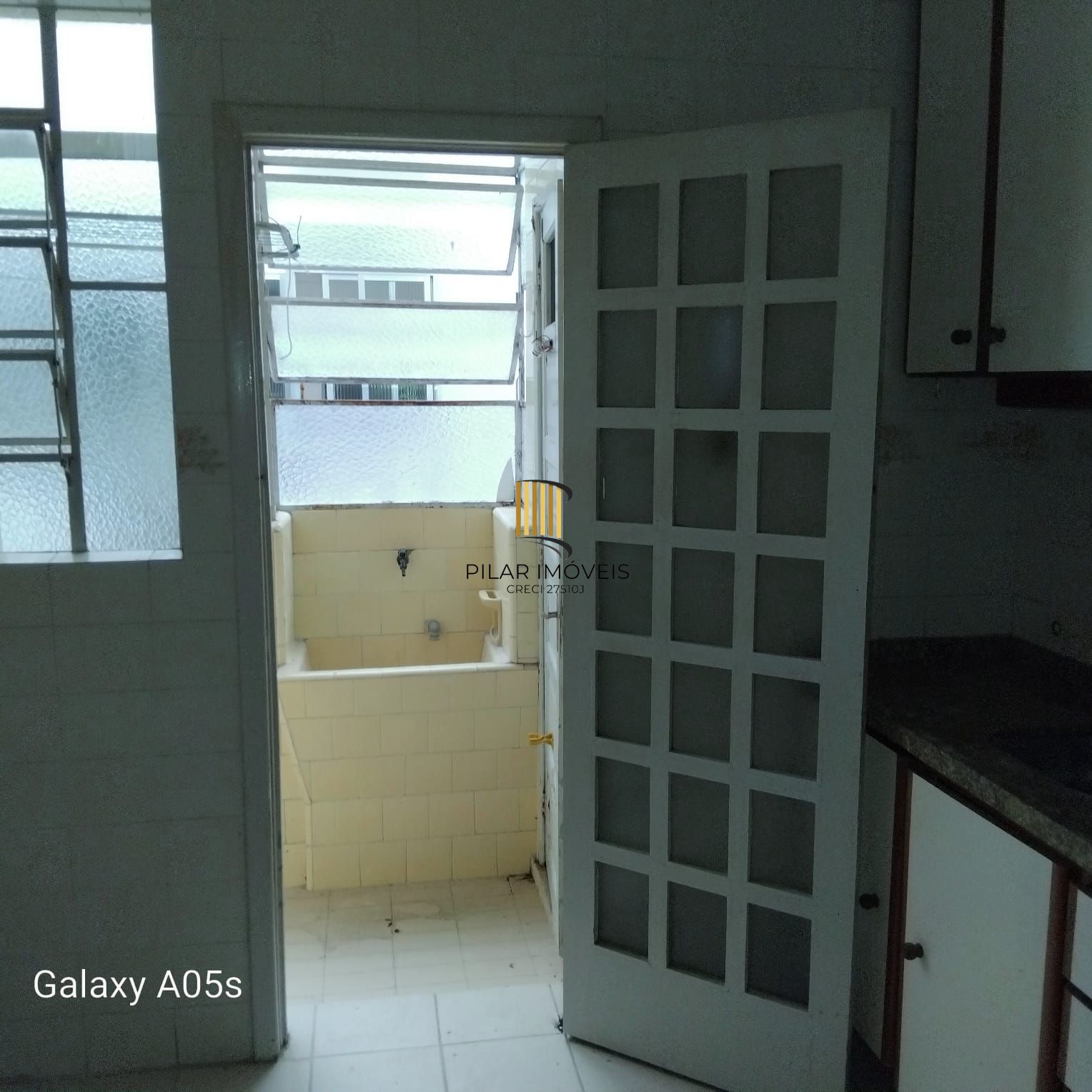Amplo Apartamento no bairro Santana, proximo Hospital de Clinicas