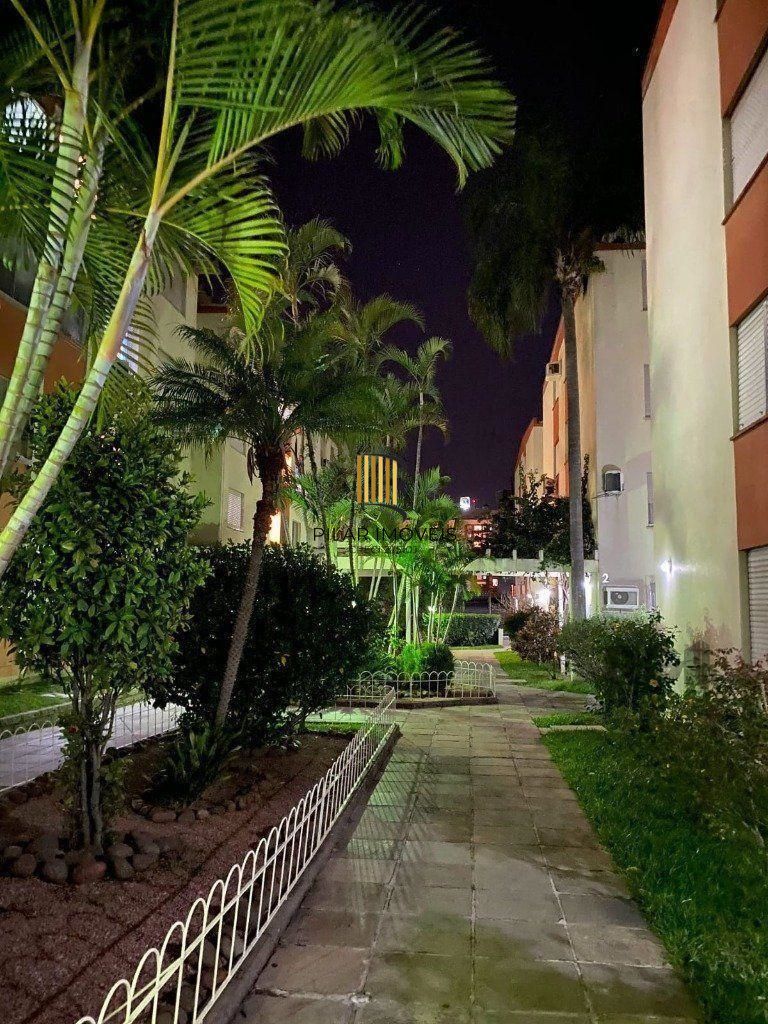 APARTAMENTO 2 DORMITORIOS E 1 VAGA AMPLO E CONSERVADO