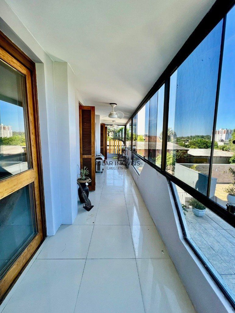 Espaçoso Apartamento