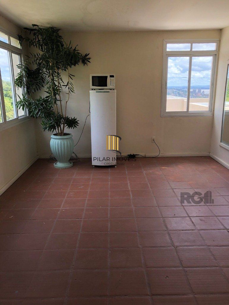 Apartamento 1 dormitório com 1 vaga de garagem coberta no Bairro Nonoaí