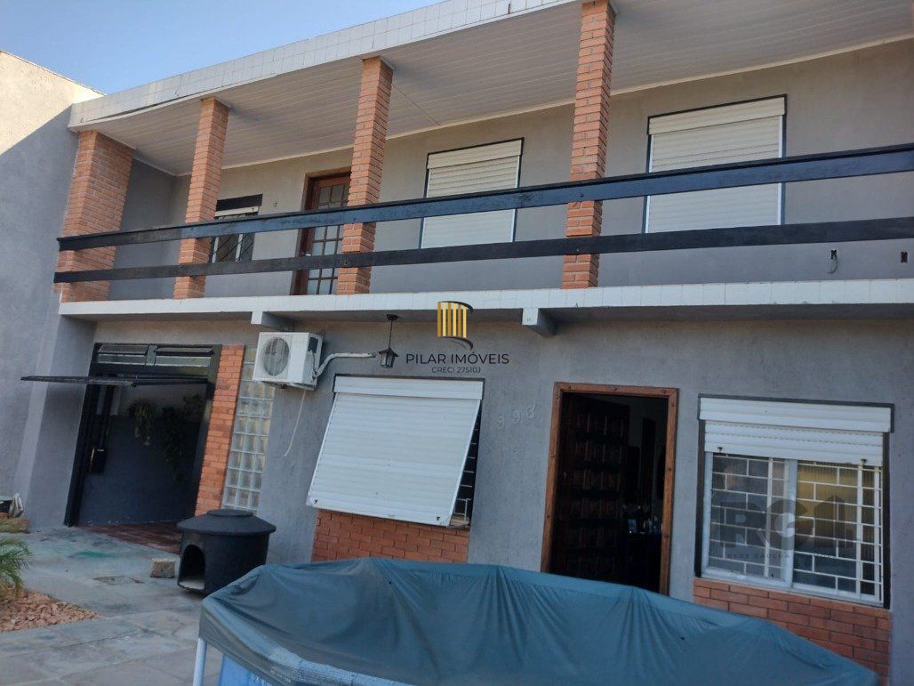Casa 4 dormitórios no bairro Restinga