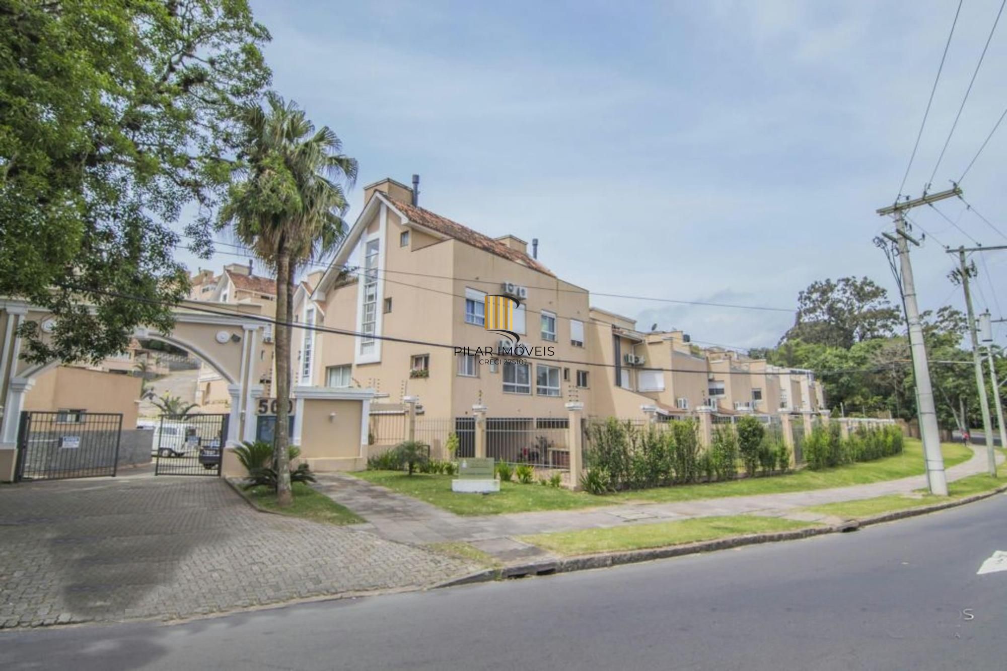 Casa de Esquina exclusiva em condominio fechado!!!