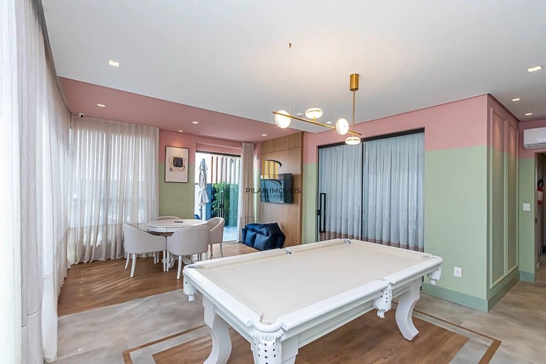 LUXO NA QUADRA DO MAR EM MEIA PRAIA ITAPEMA: 127m² MOBILIADO COM 3 SUÍTES E 3 VAGAS