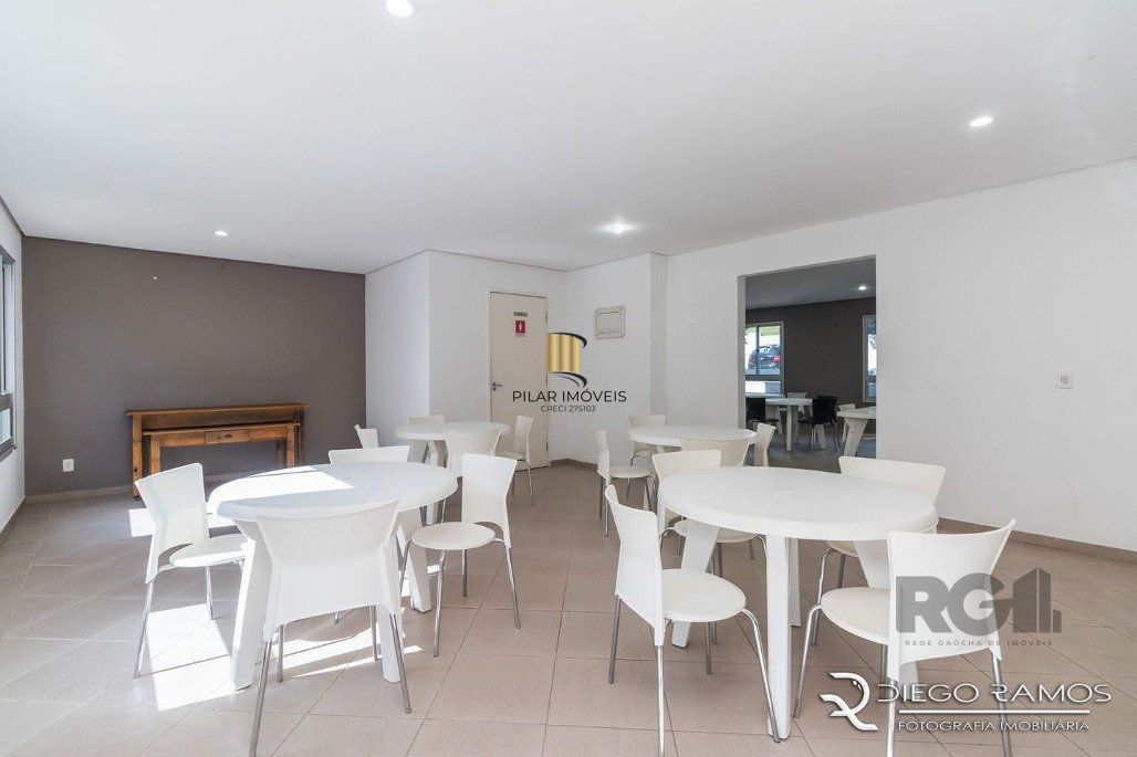 Apartamento 2 dormitórios no bairro Glória