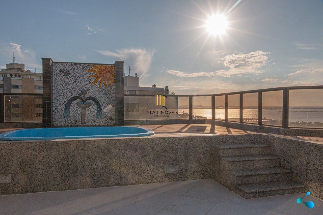 COBERTURA IMPRESSIONANTE NO MENINO DEUS: 471m² PRIVATIVOS, VISTA DEFINITIVA PARA O GUAÍBA E 3 VAGAS EM Porto Alegre